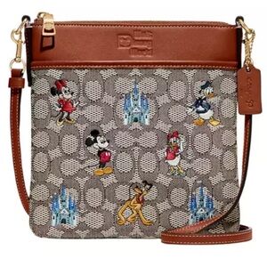 COACH/Disney Kitt Messenger Crossbody Bag In Signature Textile Jacquard 🌸